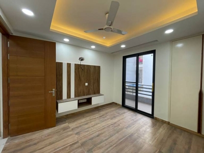 2200 sq ft 4 BHK 4T BuilderFloor for rent in Ansal Esencia at Sector 67, Gurgaon by Agent VK Properties