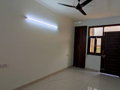 600 sq ft 1 BHK 1T Completed property Apartment for sale at Rs 18.00 lacs in Project in Sector 74, Noida