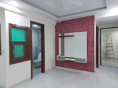 950 sq ft 2 BHK 2T Apartment for sale at Rs 37.74 lacs in Project in Sector 104, Noida