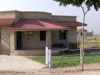1 BHK Farm House For SALE 5 mins from Sanand - Nalsarovar Road