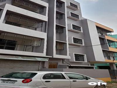 2 BHK Ready Flat Near Metro Without Brokerage, SBI Loan & CC Available