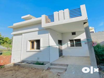 80 gaj house available with bank loan facility