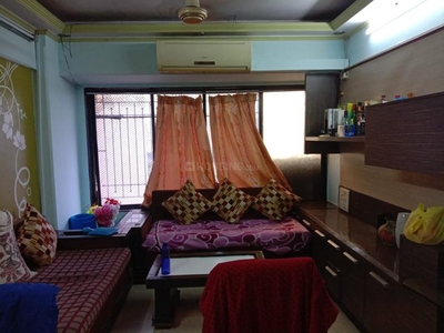 2 BHK Flat for rent in Ghatkopar West, Mumbai - 750 Sqft