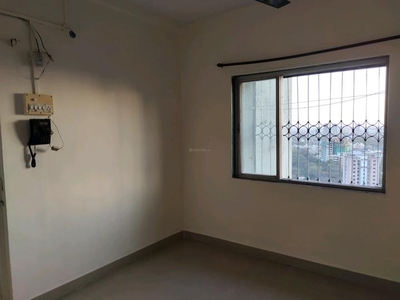 1 BHK Flat for rent in Malad West, Mumbai - 405 Sqft
