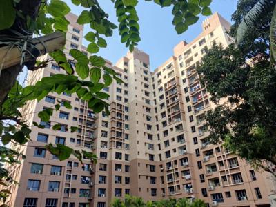 1560 sq ft 3 BHK 2T SouthWest facing Apartment for sale at Rs 1.10 crore in Ekta Floral in Tangra, Kolkata