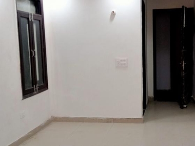 2 Bedroom 900 Sq.Ft. Builder Floor in Paryavaran Complex Delhi