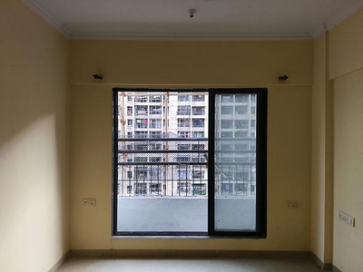 2 BHK Flat for rent in Kalyan West, Thane - 995 Sqft