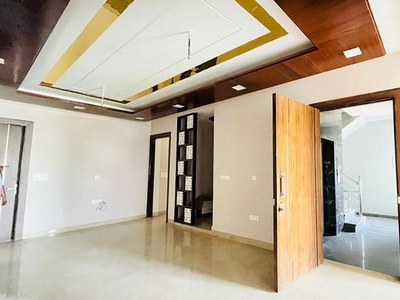 3 Bedroom 120 Sq.Yd. Builder Floor in East Of Kailash Delhi