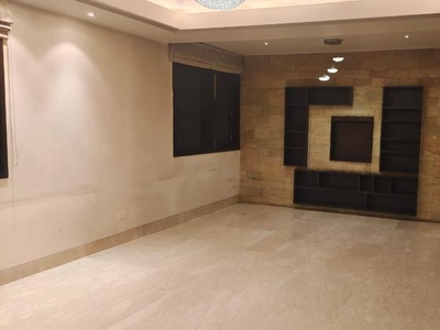 3 Bedroom 200 Sq.Yd. Builder Floor in Nehru Enclave Delhi