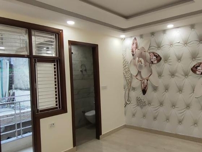 3 Bedroom 900 Sq.Ft. Builder Floor in Uttam Nagar Delhi