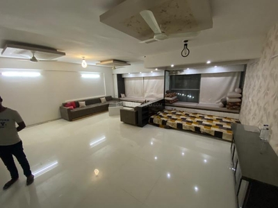 3 BHK Flat for rent in Motera, Ahmedabad - 2520 Sqft