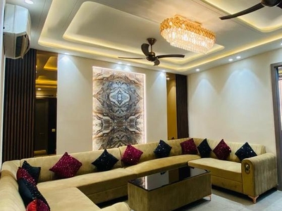 3.5 Bedroom 120 Sq.Yd. Builder Floor in Dwarka Mor Delhi