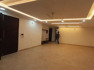 4 Bedroom 255 Sq.Yd. Builder Floor in Rajouri Garden Delhi