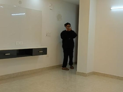 4 Bedroom 331 Sq.Yd. Builder Floor in Chittaranjan Park Delhi