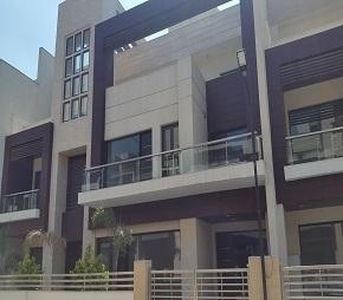 Kst Chattarpur Villas