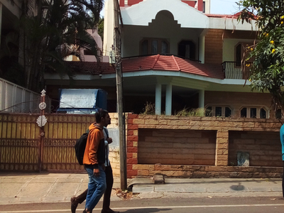 Old House For Sale At Vijayanagar