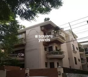 6 Bedroom 1000 Sq.Yd. Independent House in Hauz Khas Delhi