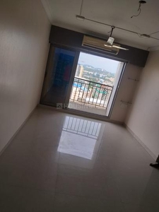 2 BHK Flat for rent in Jogeshwari West, Mumbai - 970 Sqft