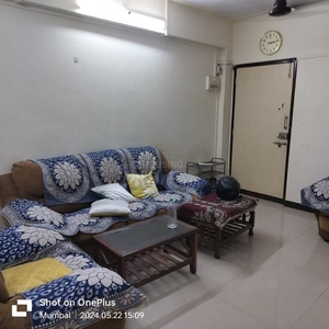 2 BHK Flat for rent in Mahim, Mumbai - 405 Sqft