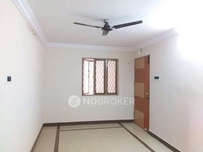 2 BHK Flat In Uday Building for Rent In S.g. Palya