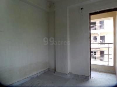 2 BHK Flat / Apartment For SALE 5 mins from Belgachia