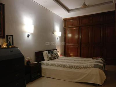 1 BHK Flat for rent in Bandra West, Mumbai - 610 Sqft