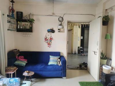 1 BHK Flat for rent in Kandivali West, Mumbai - 421 Sqft