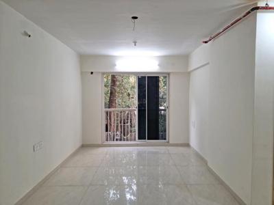 2 BHK Flat for rent in Parel, Mumbai - 1400 Sqft