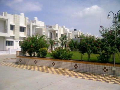 3 BHK House / Villa For SALE 5 mins from Dholka