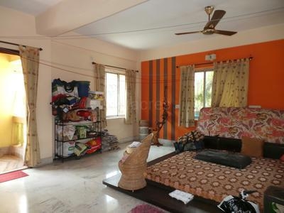 4 BHK Flat / Apartment For SALE 5 mins from Bowbazar