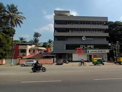 1100 Sq. ft Shop for rent in Vyttila, Kochi