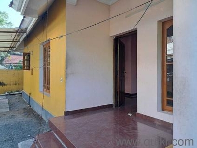 2 BHK rent Villa in Thammanam, Kochi