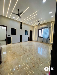 3BHK ready to move fully furnished at prime location near Ace Divino