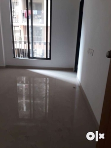 3BHK UNFURNISHED FLAT AVAILABLE FOR SALE IN CHALA NR PRAMUKH AURA