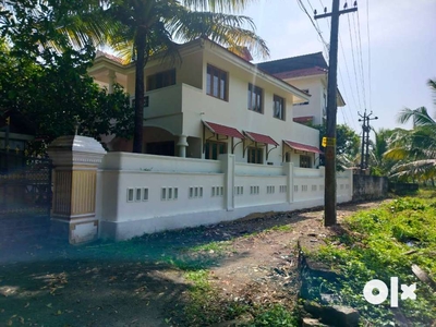 4BHK Semifurnished House with 6.25cent in Angamaly, 2550sqft