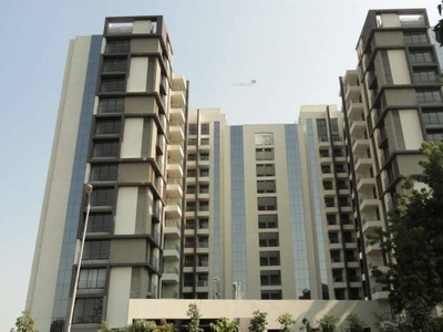 1985 sq ft 3 BHK 3T Apartment for sale at Rs 85.00 lacs in Shreem Gini Lake Gardenz in Makarba, Ahmedabad