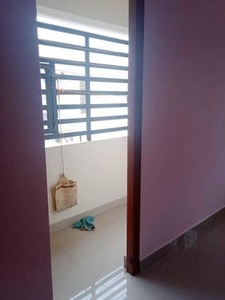910 sq ft 2 BHK 2T South facing Apartment for sale at Rs 49.00 lacs in Resale flat 1th floor in Ambattur, Chennai