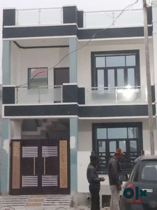 1400 sqft house available price in 43.99 lack