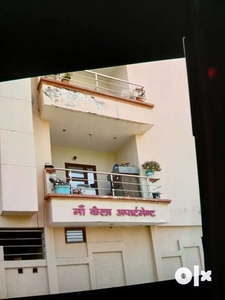 3 bhk flat at dayal bagh fully furnished well maintained for sale