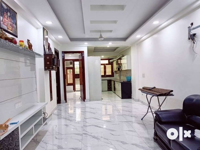 3 BHK FLOOR FOR SALE PAKING LIFT