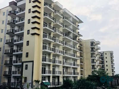 3 bhk in green view blossom society flat with all modern amenities