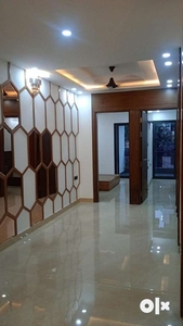 3 bhk in lowrise society with car parking and lift
