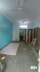 Tolet 2 bhk semi furnished in e_8