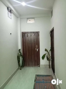 1 BHK FLAT FOR RENT AT 2 MINUTE WALKING DISTANCE FROM RAMESH CHOWK