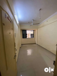 1 bhk flat on heavy deposit and rent at prime location