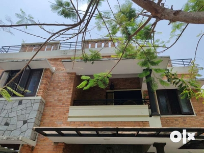 1BHK, 1st floor of a villa for rent