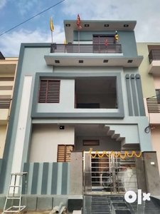 2/3 BHK House for Rent 1st floor