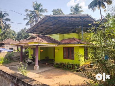 3 bhk 2 storied House For Rent near Amala hospital, Thrissur 10000