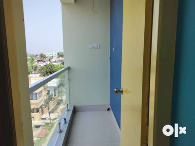 3 bhk spacious flat with east open available for rent