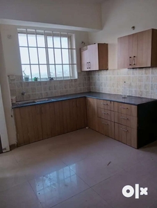 3bhk flat for rent in good condition semi furnished in place orached